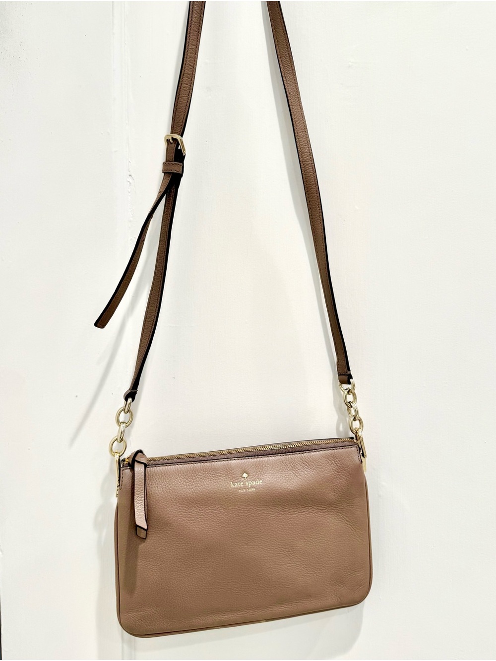 kate spade Taupe Mauve Pebbled Leather Crossbody with Gold Hardware
